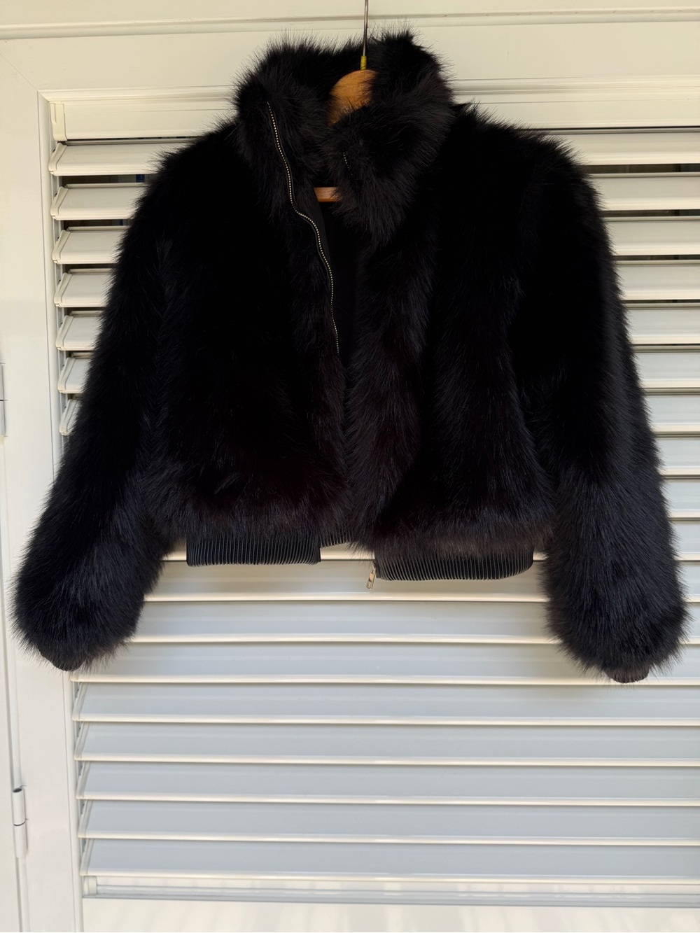 Zara Black Plush Faux-Fur Cropped Teddy Jacket